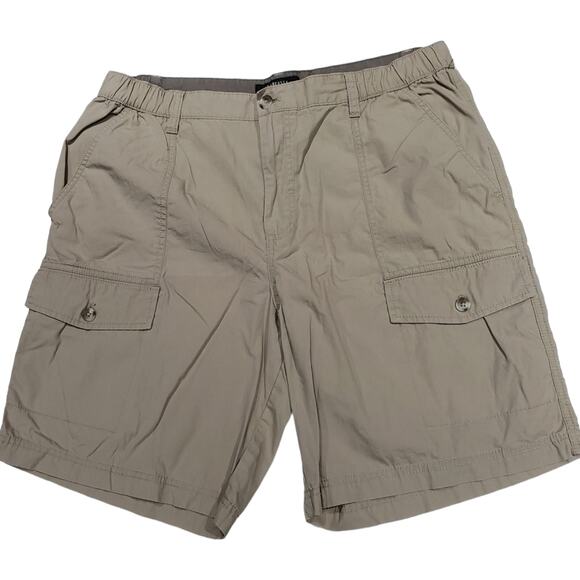 Van Heusen - Picture 1 of 3